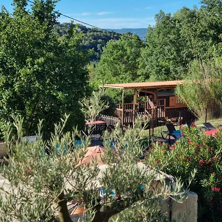 L'oustaou Du Luberon Et *